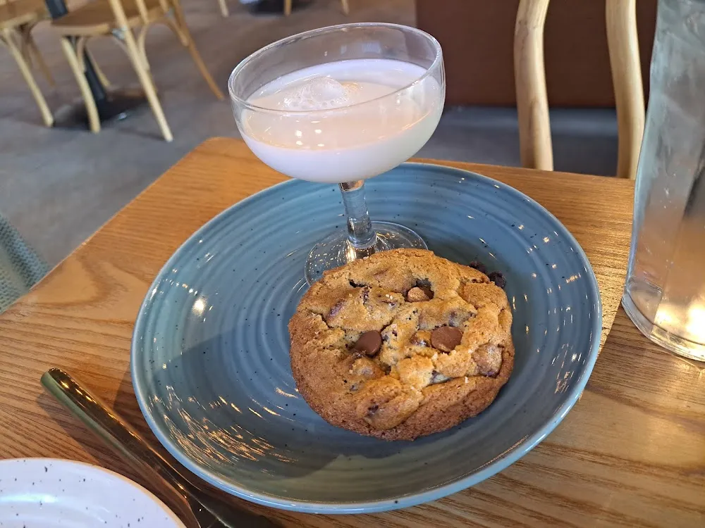 Chocolate Chip Cookie